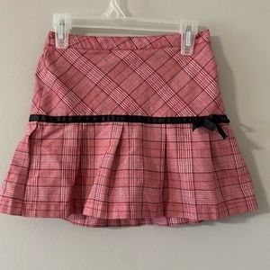 Girls plaid pleated skirt red and black